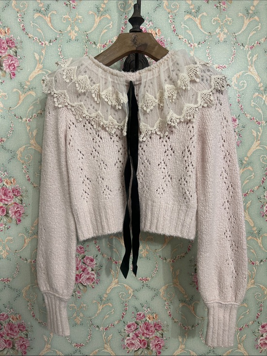 Free People Sweaters - Free People baby pink sweater Victorian lace collar forest green ribbon size S